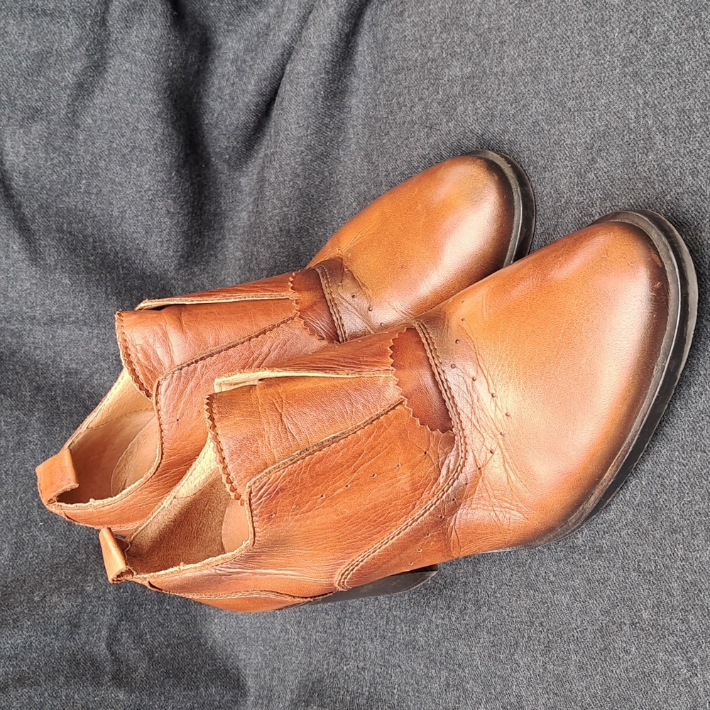 MIZ Mooz New York Jonnie ankle boots Brown Leather Women's size US7/ EU37